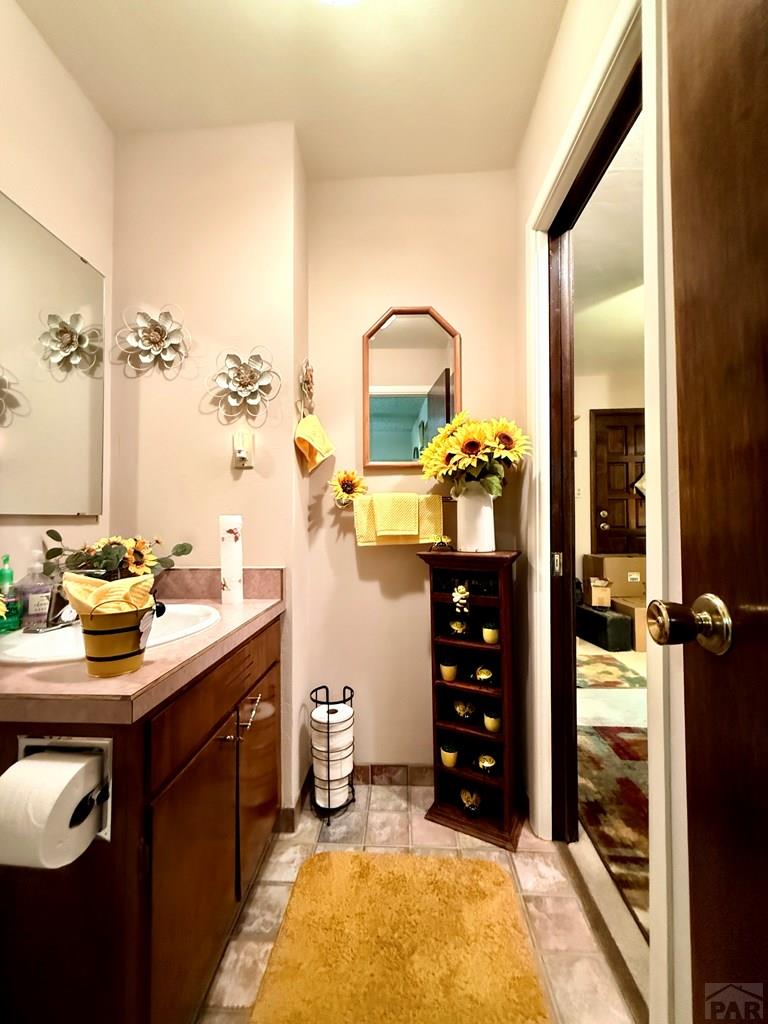 2209 Hillside Road Pueblo, CO 81006 - Photo 22 of 54