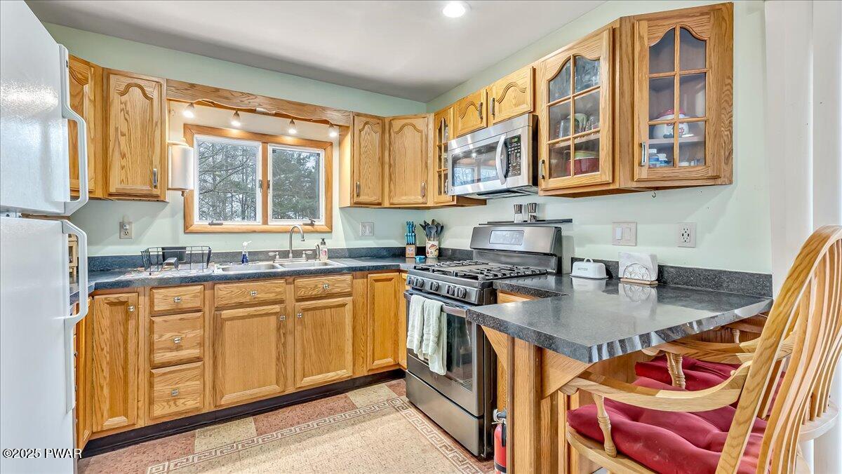 8 Alpine Rd Beach Lake Beach Lake, PA 18405 - Photo 17 of 76