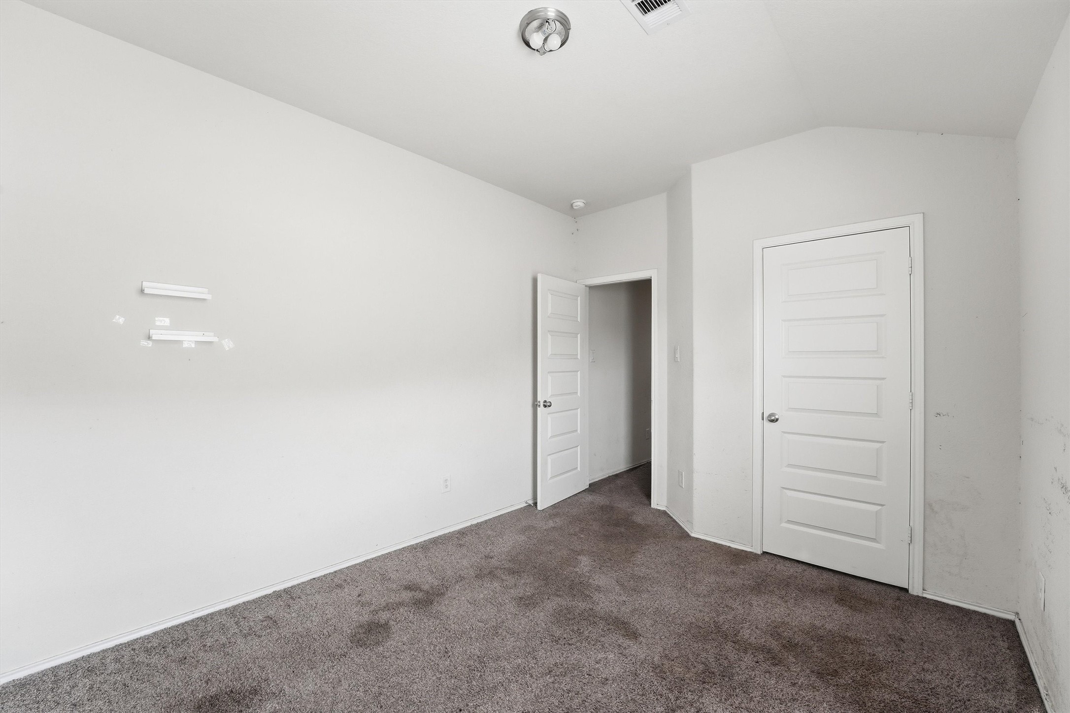 1634 Road 5102 Cleveland, TX 77327 - Photo 15 of 21 a view of an empty room