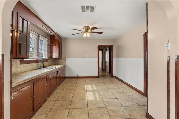 $1,300 | 537 Westwood Drive, Marrero, LA 70072