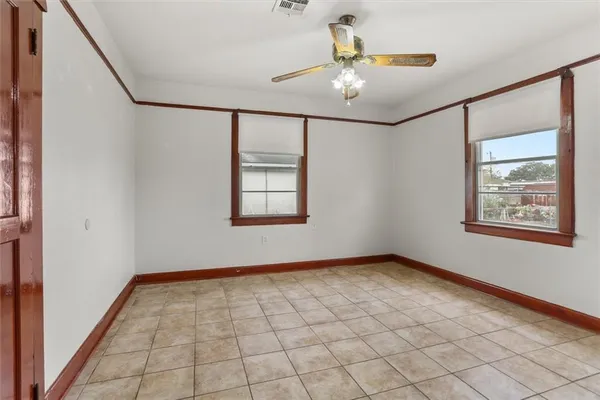 $1,300 | 537 Westwood Drive, Marrero, LA 70072