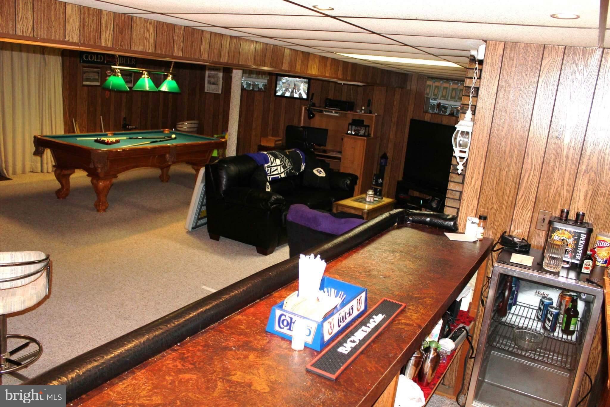 1507 National Road Baltimore, MD 21237 - Photo 14 of 30 a room with furniture and air hockey table
