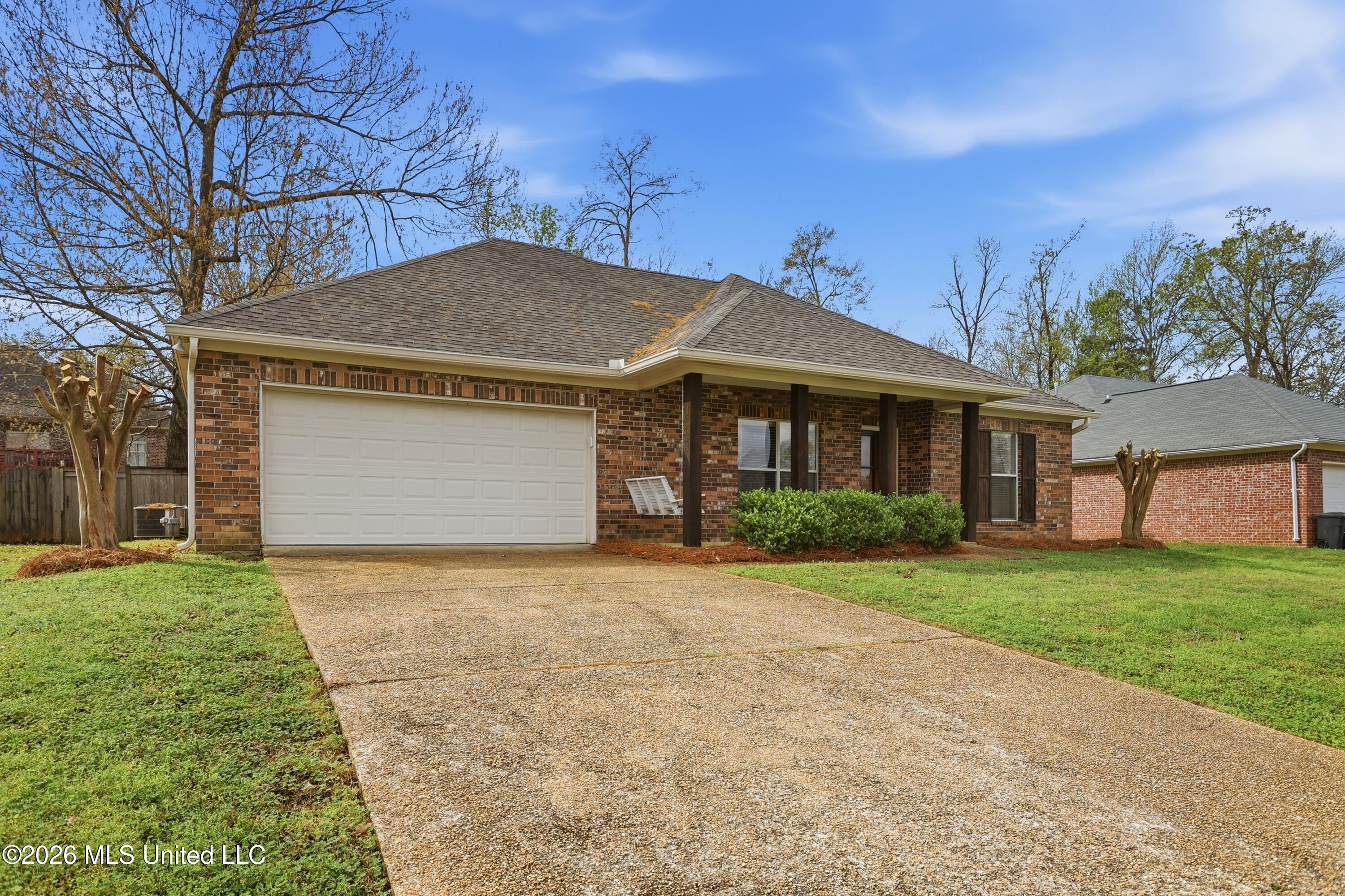 408 Pinebrook Circle Brandon, MS 39047 - Photo 3 of 27 408 Pinebrook Cir \ Home Tours MS (2)[12