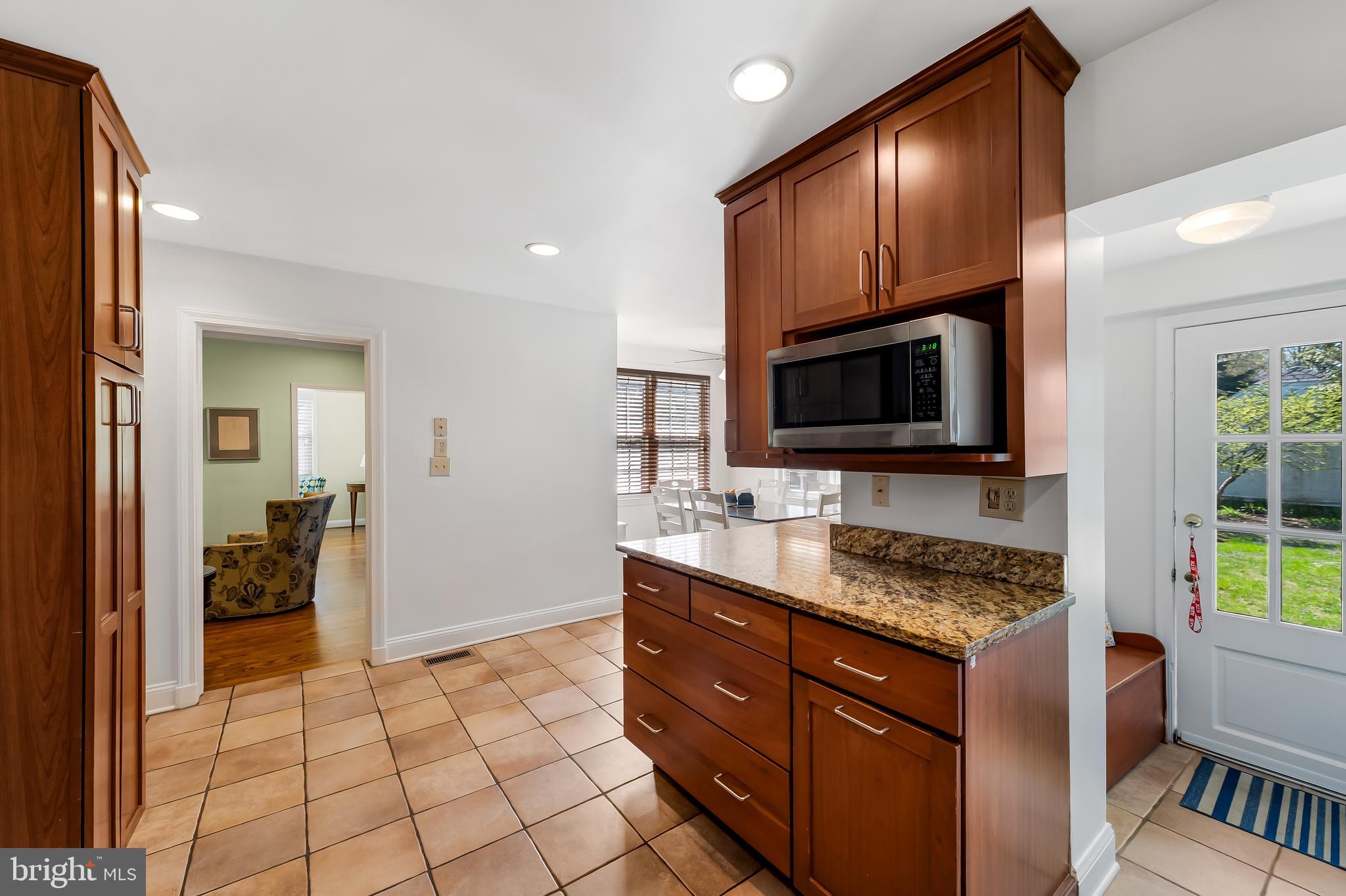 6900 Avondale Road Baltimore, MD 21212 - Photo 13 of 41 Gallery Image 13