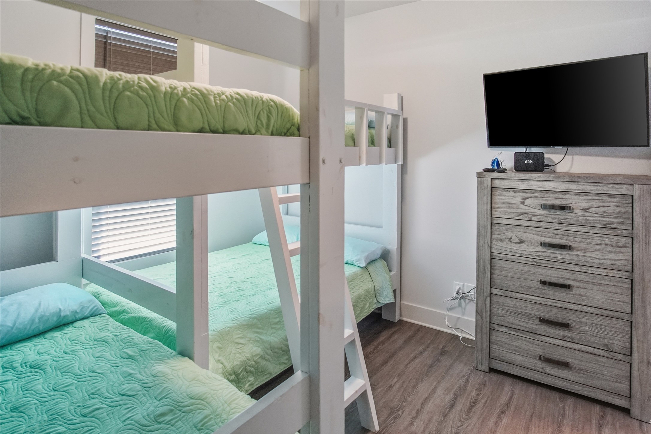 2570 Whitecap Crystal Beach, TX 77650 - Photo 17 of 38