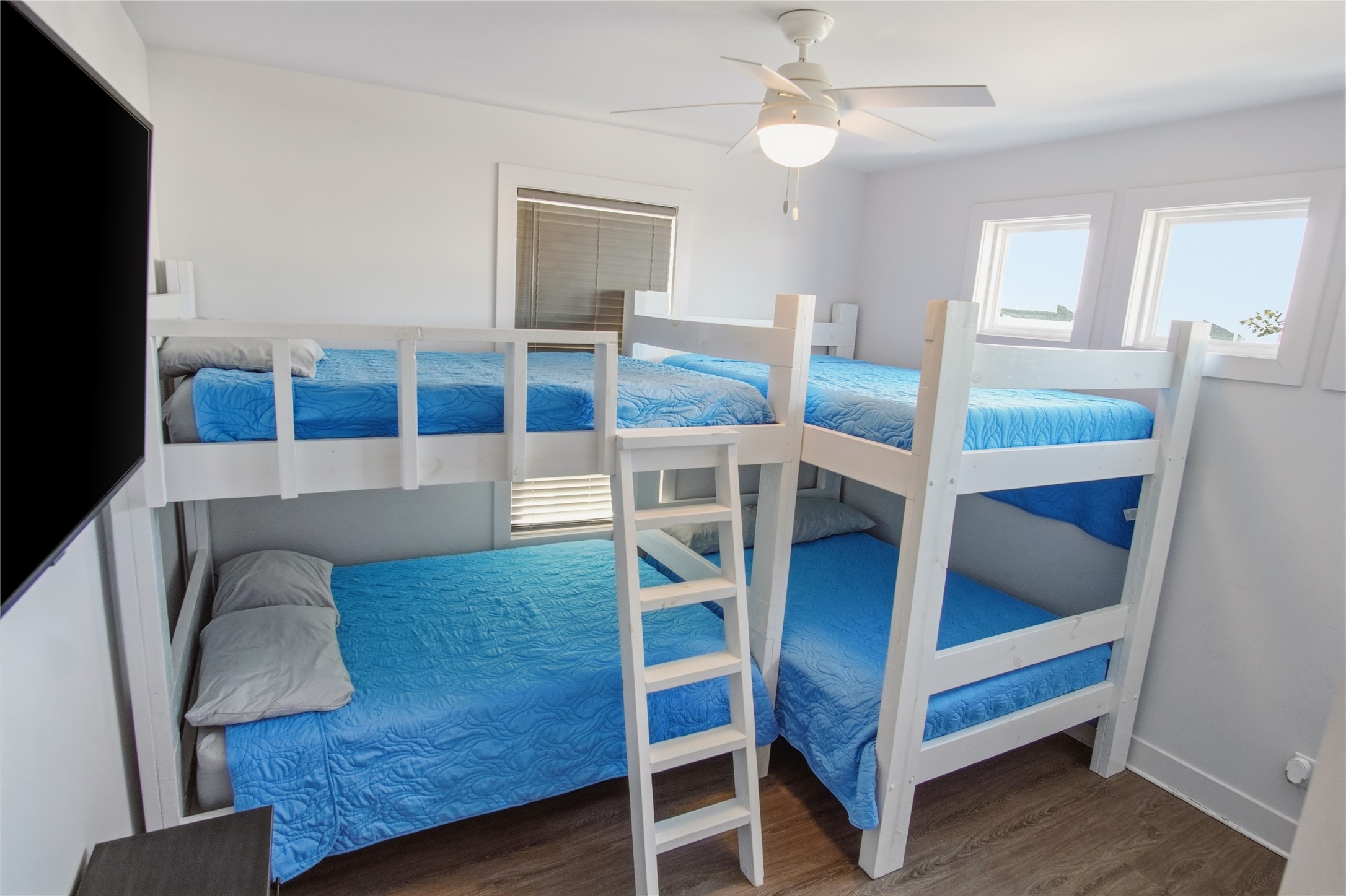 2570 Whitecap Crystal Beach, TX 77650 - Photo 20 of 38