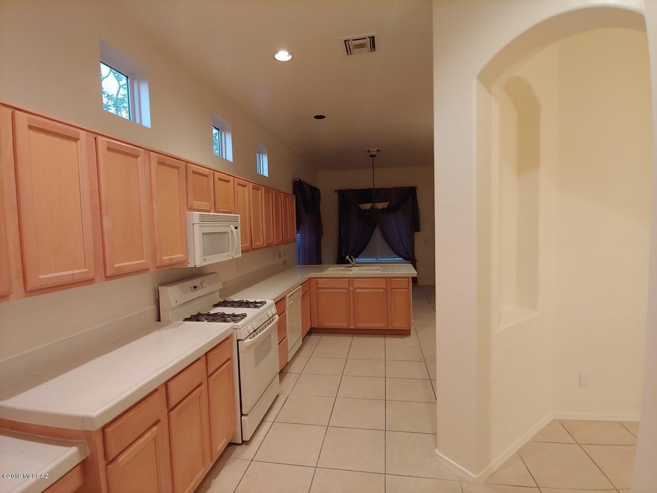 357 Piazza Sant Angelo Court Rio Rico, AZ 85648 - Photo 12 of 38