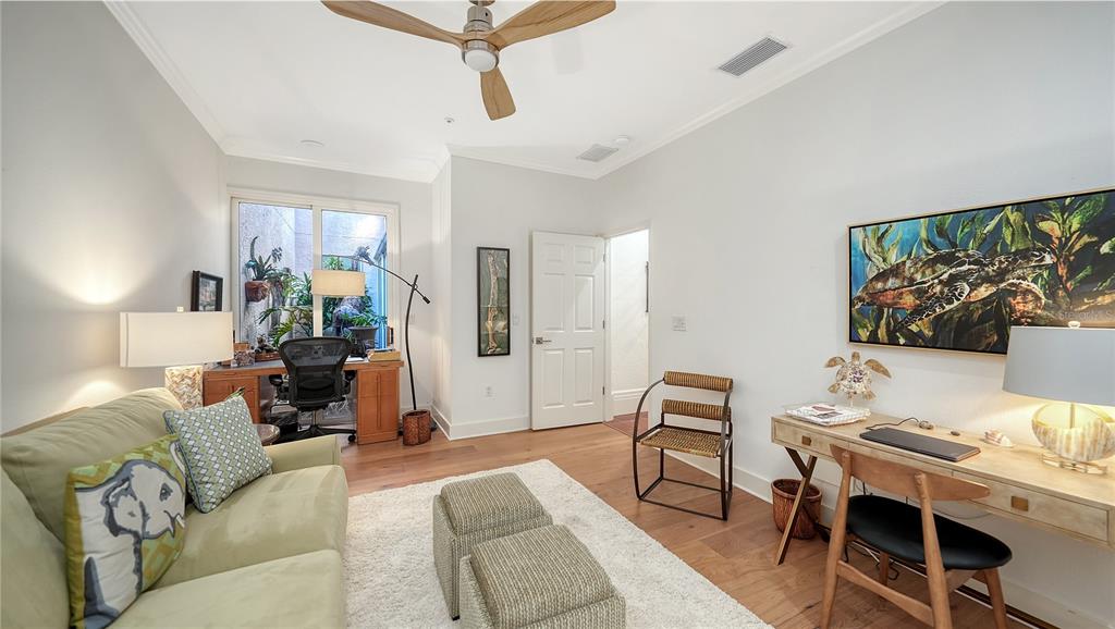 3530 Mistletoe Lane Longboat Key, FL 34228 - Photo 25 of 45