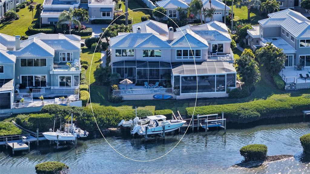 3530 Mistletoe Lane Longboat Key, FL 34228 - Photo 35 of 45