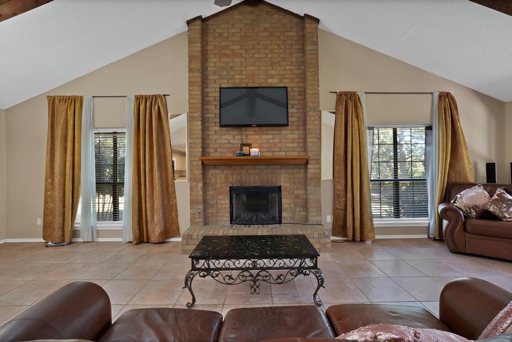 220 Rs County Road 3430 Emory, TX 75440 - Photo 7 of 28