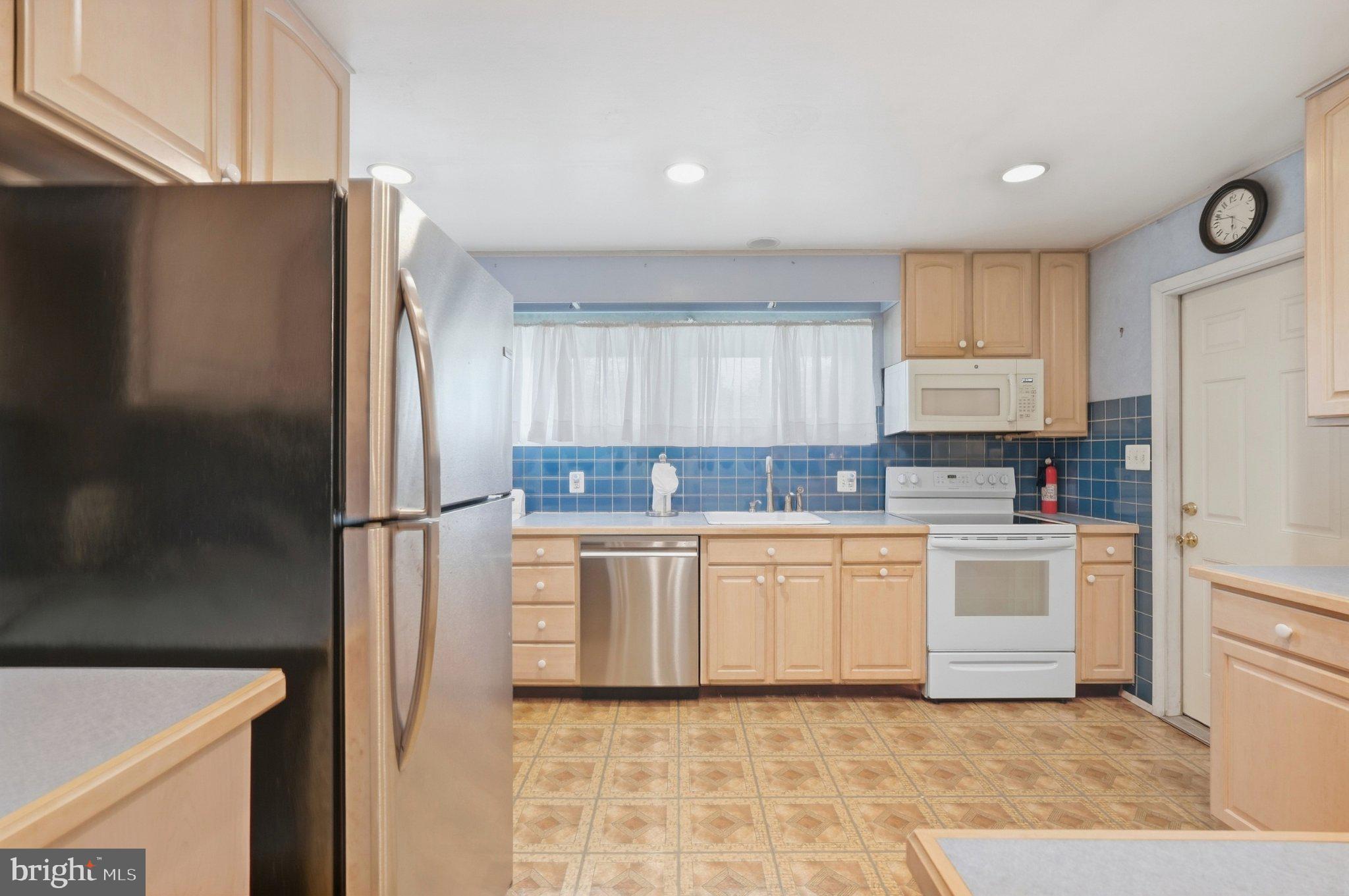6 Seckelpear Road Levittown, PA 19056 - Photo 28 of 71 Gallery Image 28