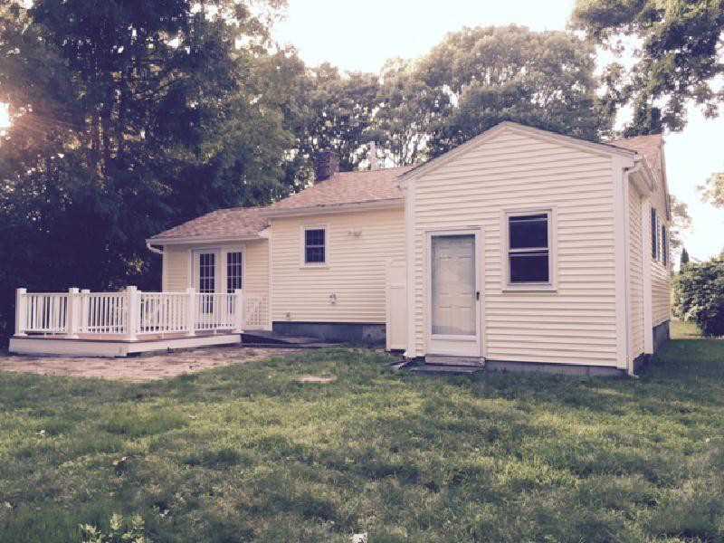 22 North View Road Narragansett, RI 02882 - Photo 12 of 17 View.
