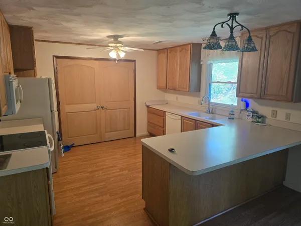 $210,000 | 6990 North Hickory Lane, Springport, IN 47386