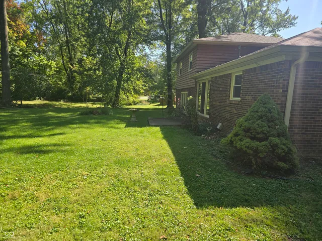 $235,000 | 6990 North Hickory Lane, Springport, IN 47386