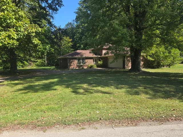 $235,000 | 6990 North Hickory Lane, Springport, IN 47386