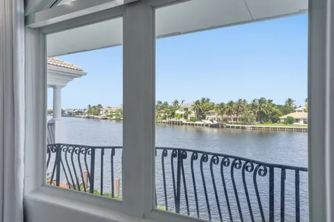 $5,995,000 | 5600 Coastal Drive, Boca Raton, FL 33487