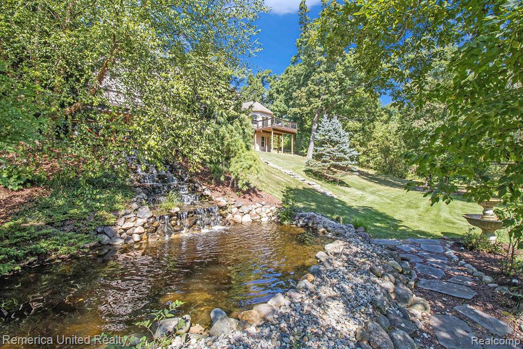 3470 East Highland Road Howell, MI 48843 - Photo 5 of 66