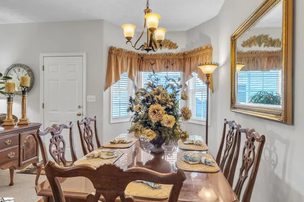 $220,900 | 208 River Oaks Circle, Piedmont, SC 29673