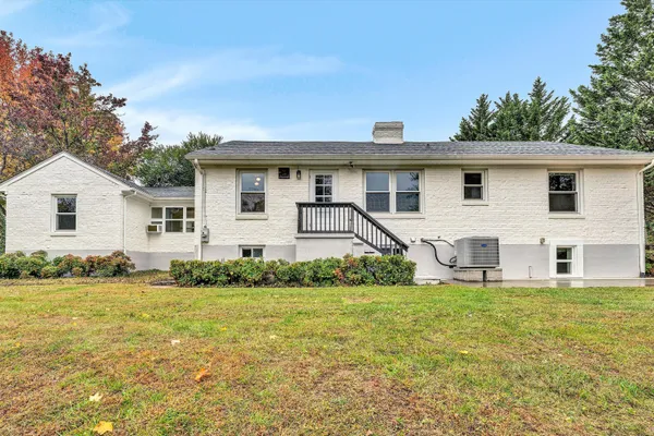$419,777 | 3573 Windsor Road, Roanoke, VA 24018