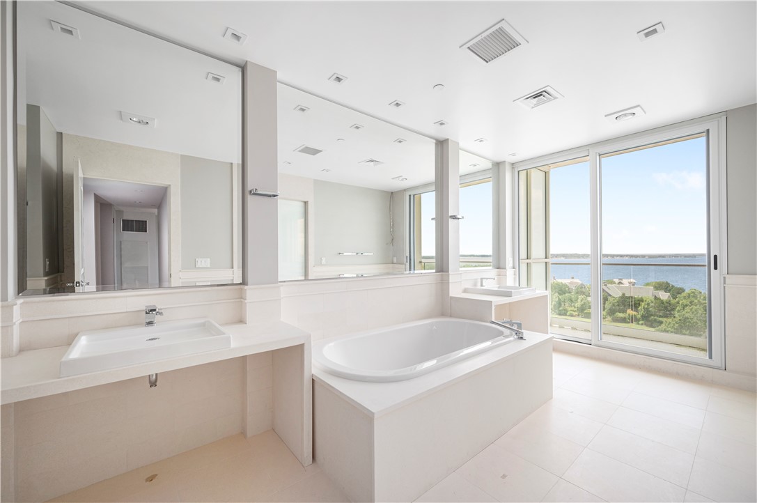 1 Tower Drive, Unit 905 Portsmouth, RI 02871 - Photo 11 of 34