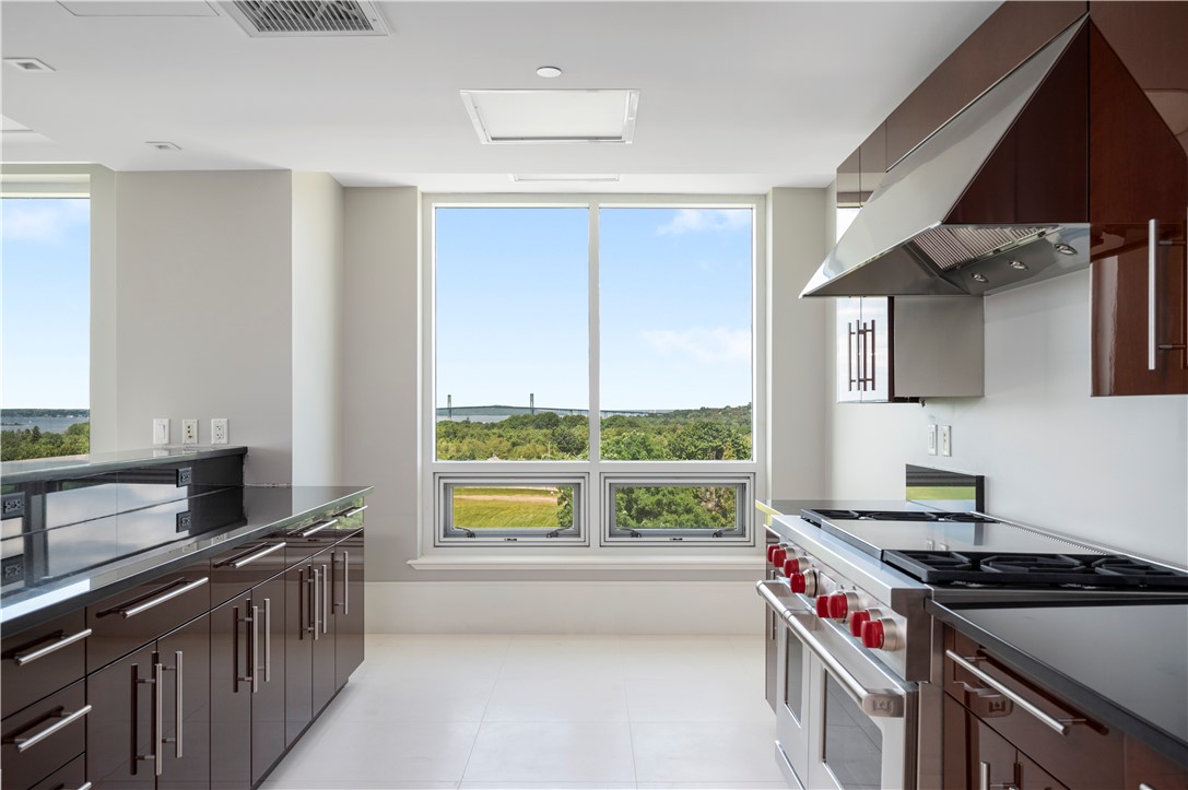 1 Tower Drive, Unit 905 Portsmouth, RI 02871 - Photo 7 of 34