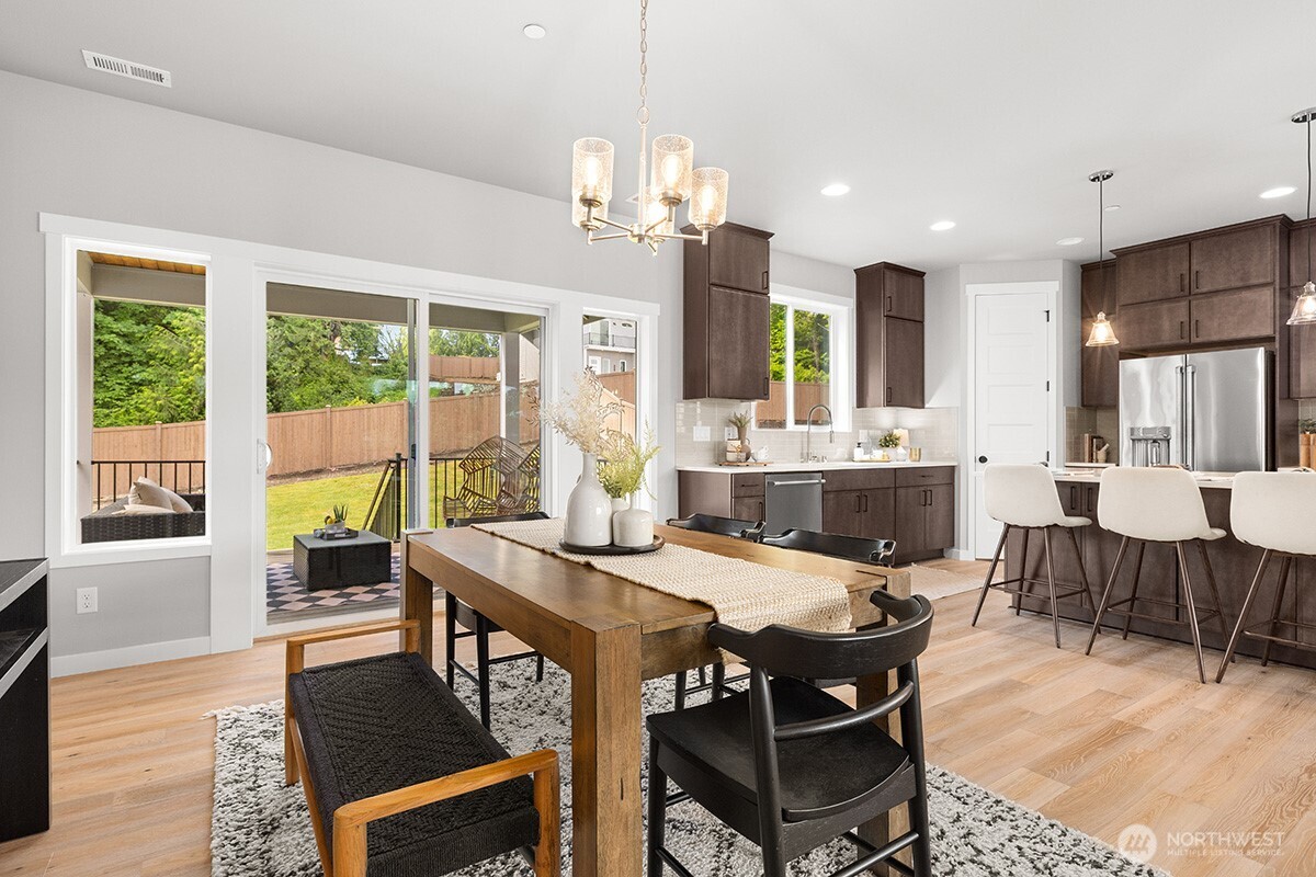 7907 South 132nd Street Seattle, WA 98178 - Photo 10 of 40
