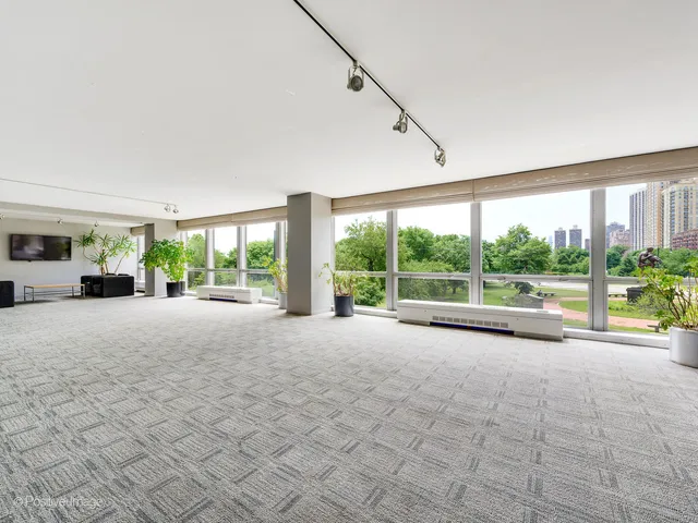 $3,000 | 340 West Diversey Parkway, Unit 2616, Chicago, IL 60657