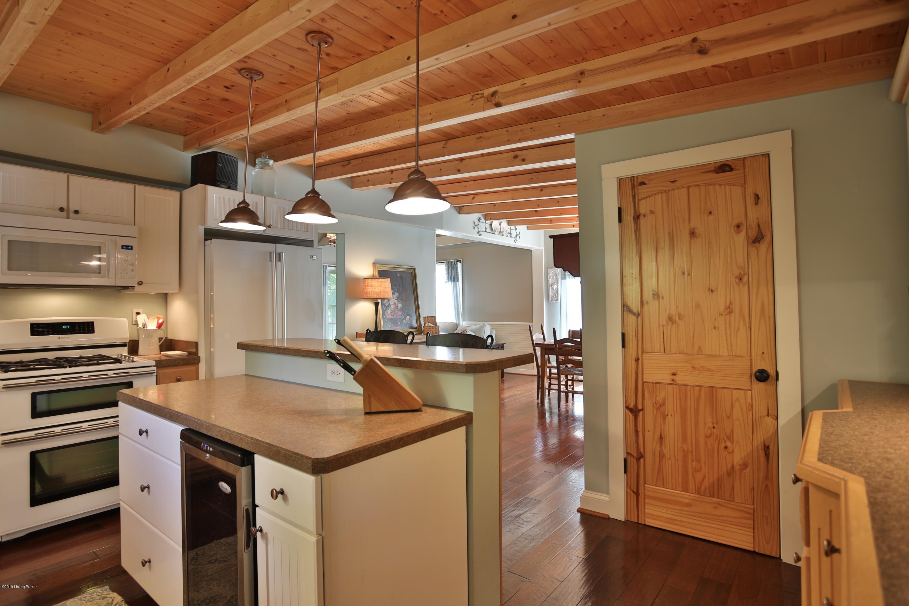 7804 Cooper Chapel Road Louisville, KY 40229 - Photo 11 of 51 1-11