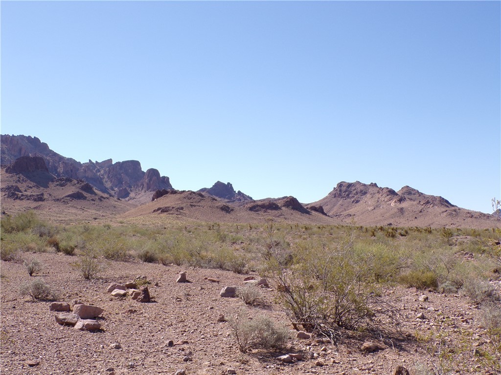 4885 Papago Road Golden Valley, AZ 86413 - Photo 3 of 37 View