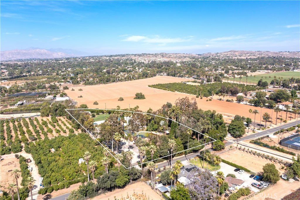 2083 Grace Street Riverside, CA 92504 - Photo 37 of 70