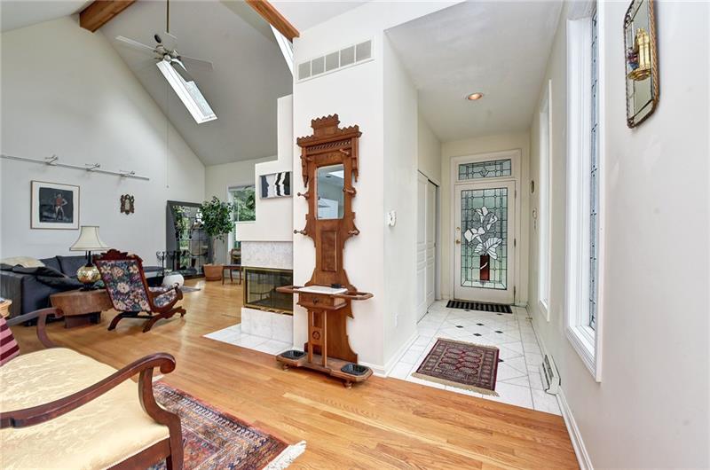 5642 Darlington Road Pittsburgh, PA 15217 - Photo 14 of 25