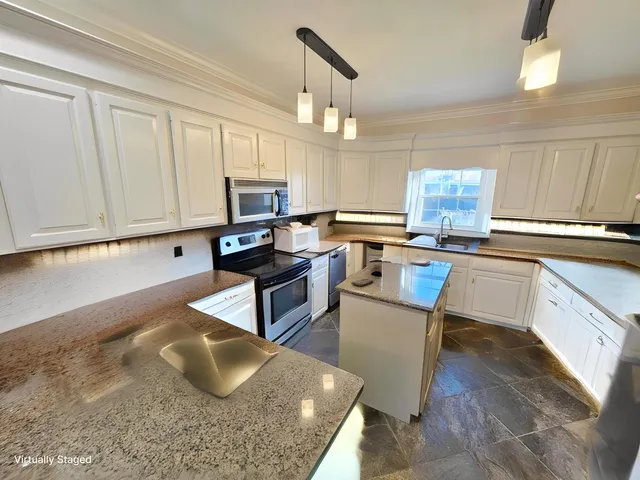 $675,000 | 1272 Lee Boulevard Northwest, Orangeburg, SC 29118