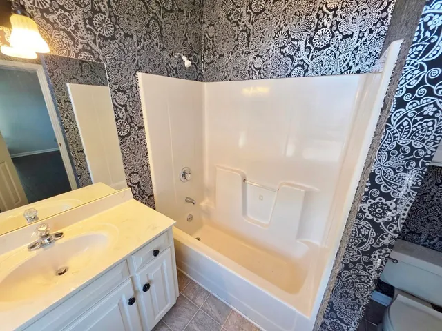 $675,000 | 1272 Lee Boulevard Northwest, Orangeburg, SC 29118