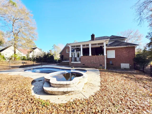 $675,000 | 1272 Lee Boulevard Northwest, Orangeburg, SC 29118