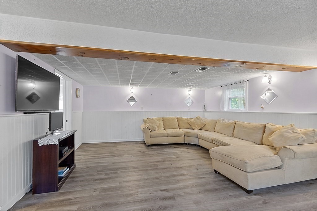 19 Bernard Road Dracut, MA 01826 - Photo 13 of 39