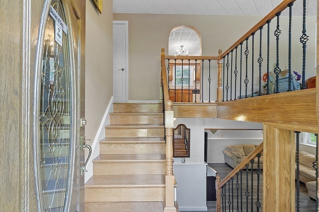 19 Bernard Road Dracut, MA 01826 - Photo 14 of 39