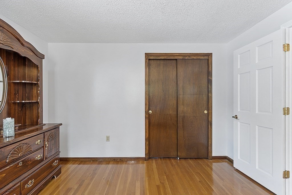 19 Bernard Road Dracut, MA 01826 - Photo 27 of 39