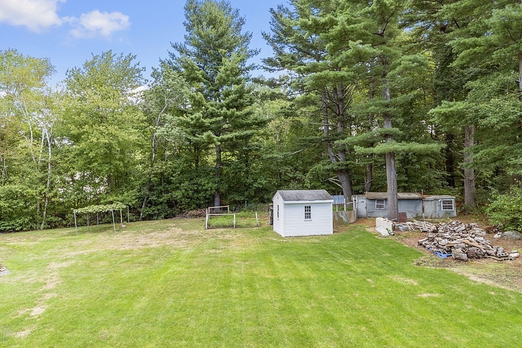 19 Bernard Road Dracut, MA 01826 - Photo 5 of 39