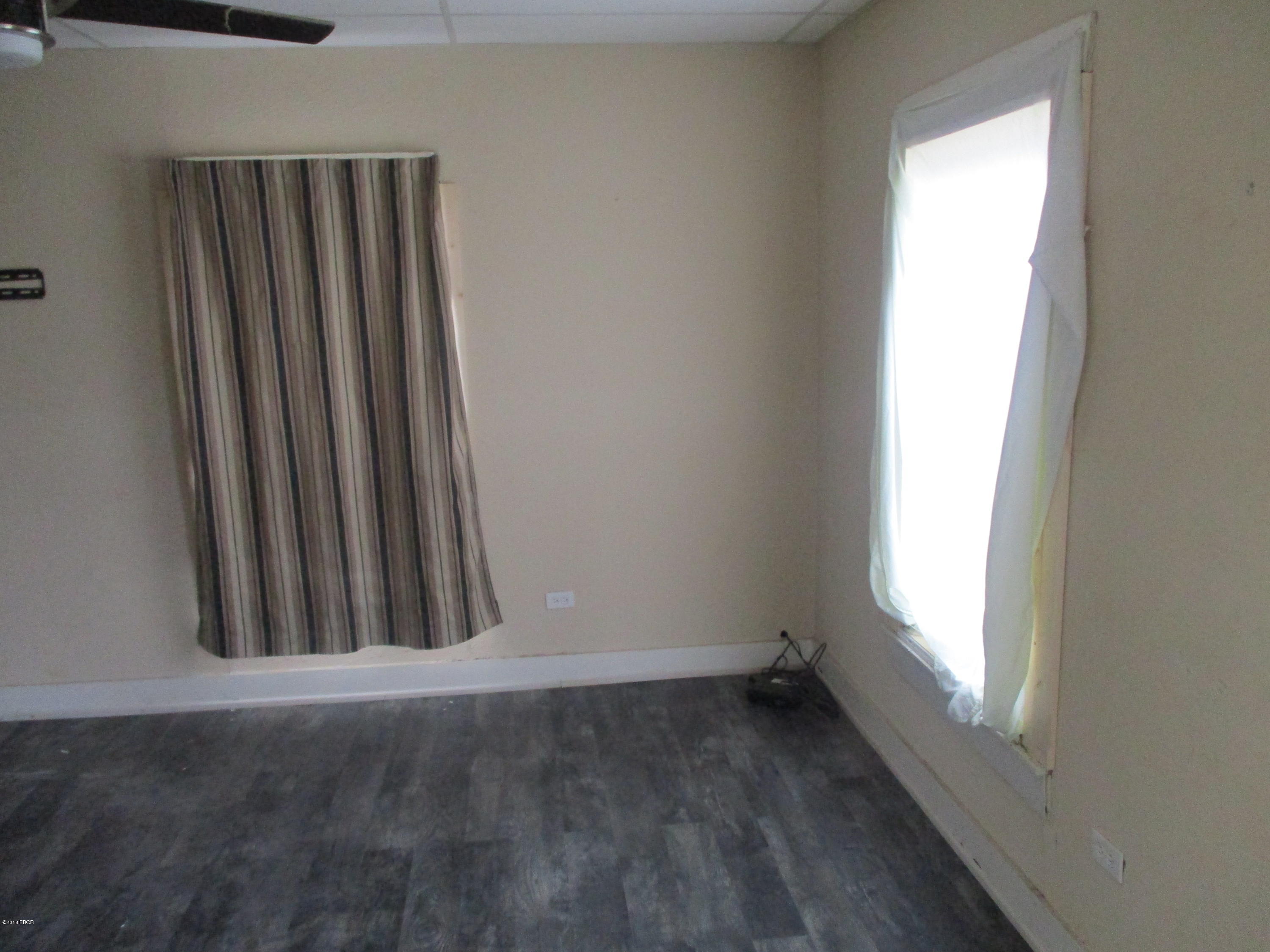 1102 East Ruth Street Benton, IL 62812 - Photo 19 of 24 Gallery Image 19