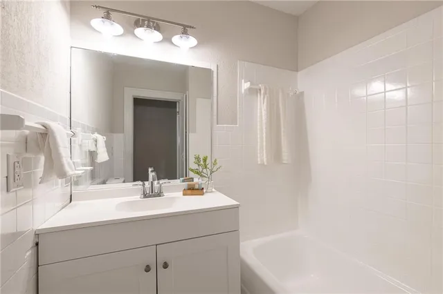 $184,900 | 1431 South Ralston Avenue, Independence, MO 64052