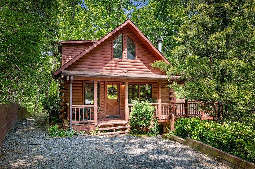 88 Indian Rock Ridge Blue Ridge, GA 30513 - Photo 1 of 54 Main View