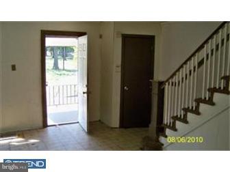 3291 Rosedale Avenue Camden, NJ 08105 - Photo 2 of 8 Gallery Image 2