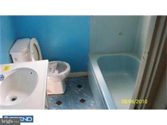 3291 Rosedale Avenue Camden, NJ 08105 - Photo 5 of 8 Gallery Image 5