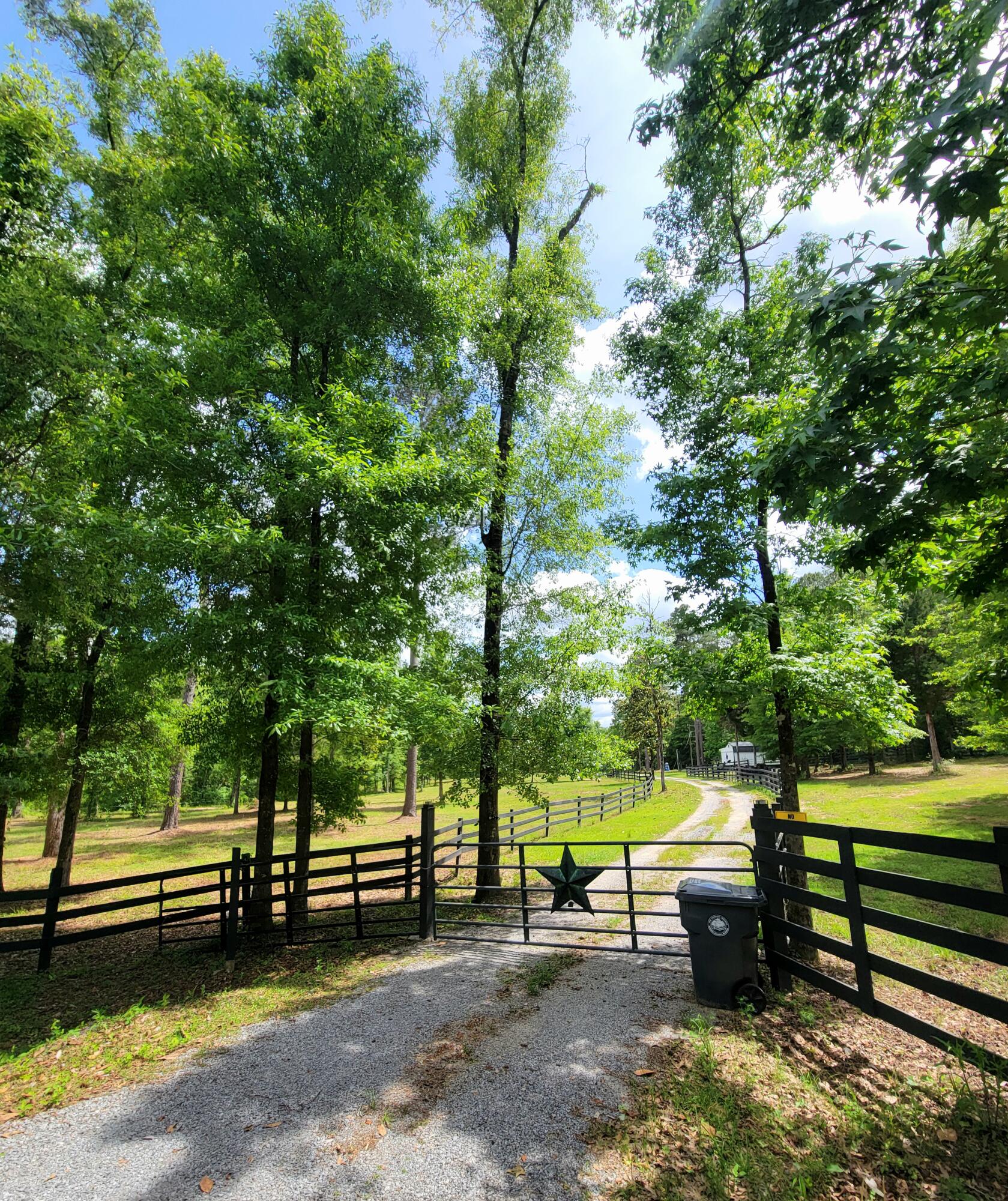 1508 Crooked Creek Road Ponce de Leon, FL 32455 - Photo 4 of 64 Entrance