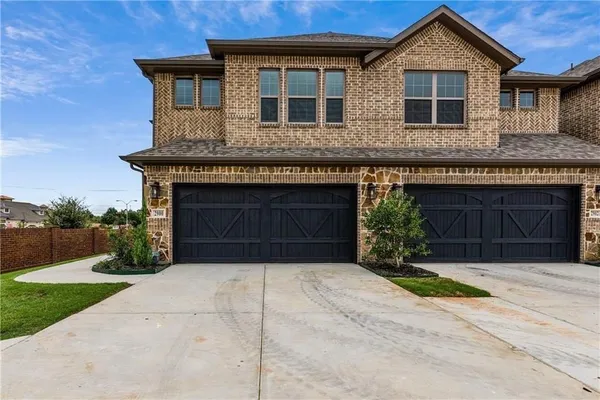 $2,799 | 2900 Galveston Street, Plano, TX 75075