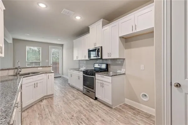 $2,799 | 2900 Galveston Street, Plano, TX 75075