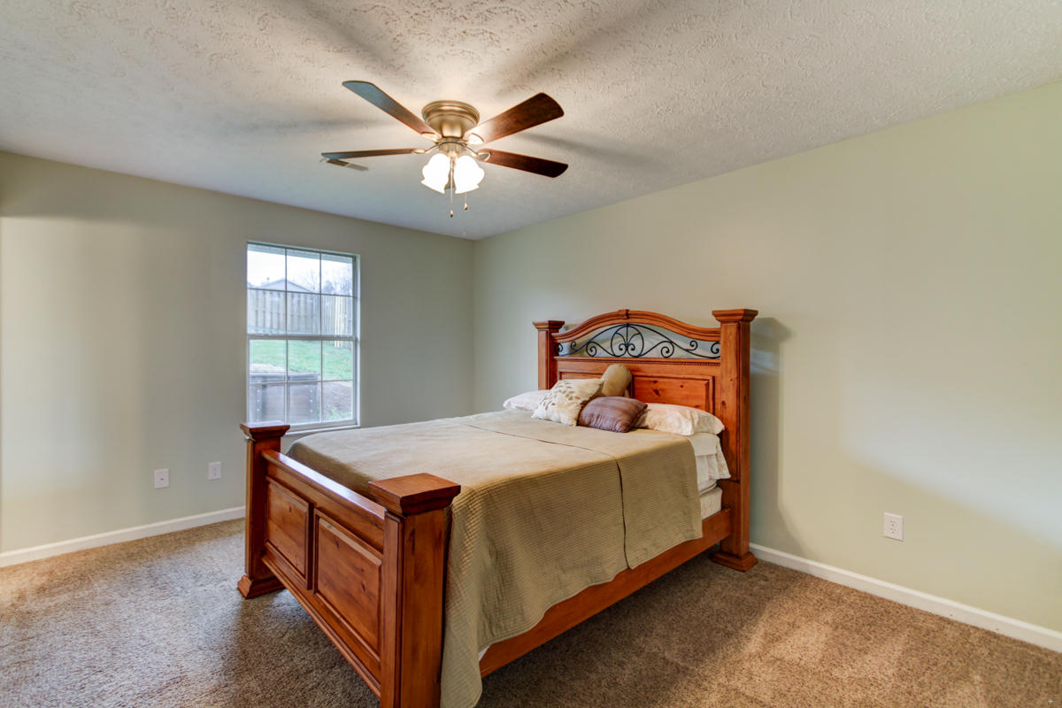 5014 Stewart Ridge Road Knoxville, TN 37938 - Photo 13 of 23 Master Bedroom