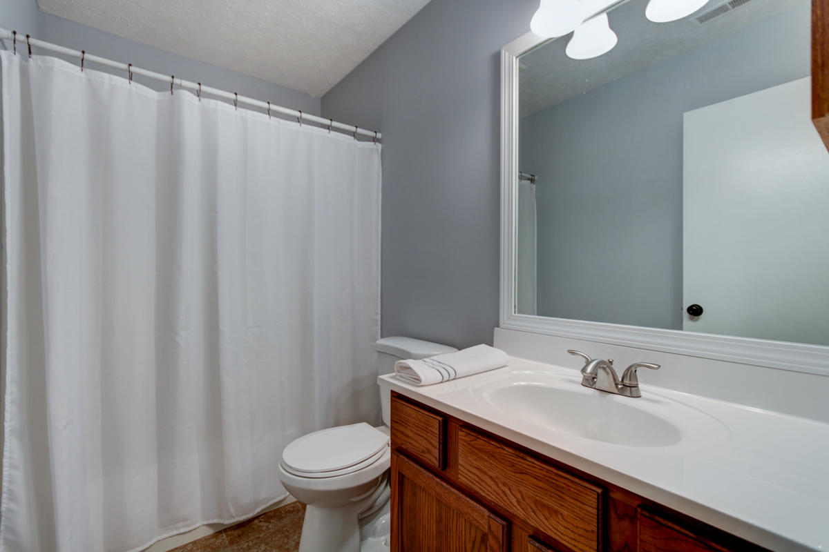 5014 Stewart Ridge Road Knoxville, TN 37938 - Photo 17 of 23 Full Bath
