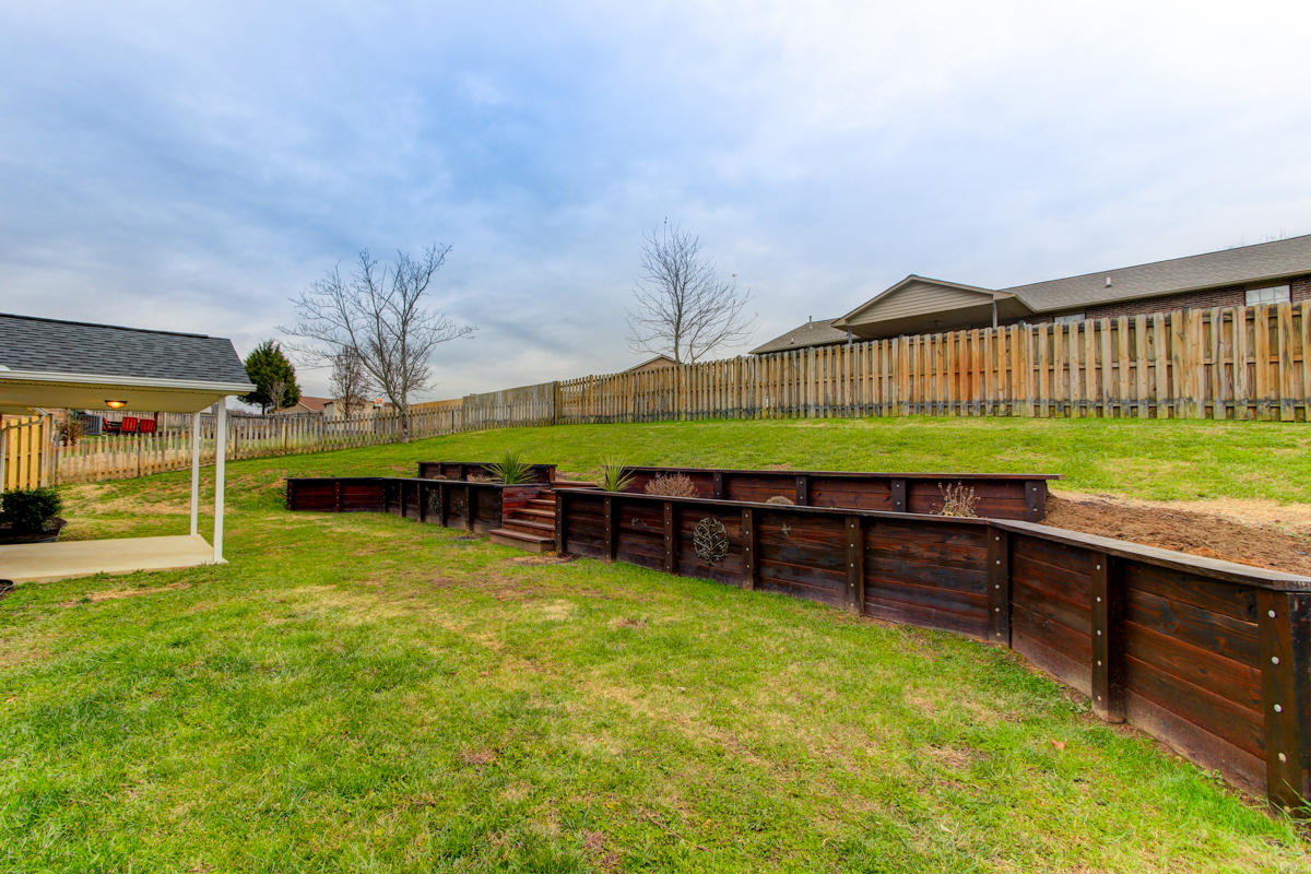 5014 Stewart Ridge Road Knoxville, TN 37938 - Photo 20 of 23 Fenced Back Yard