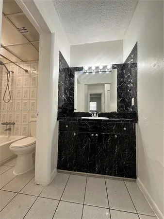 $1,799 | 1008 Northwest 45th Avenue, Unit 4, Miami, FL 33126